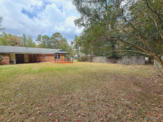 77 County Road 477 ., Selma, AL 36701