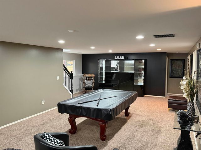 12301 E Zimmerly Ct, Wichita, KS 67207