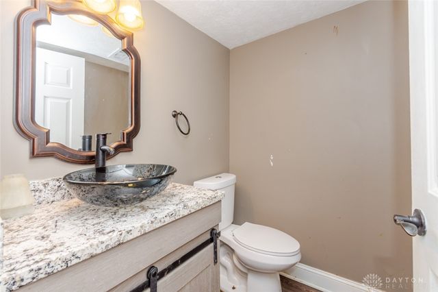 6155 Old Stone Court, Fairfield Twp, OH 45011