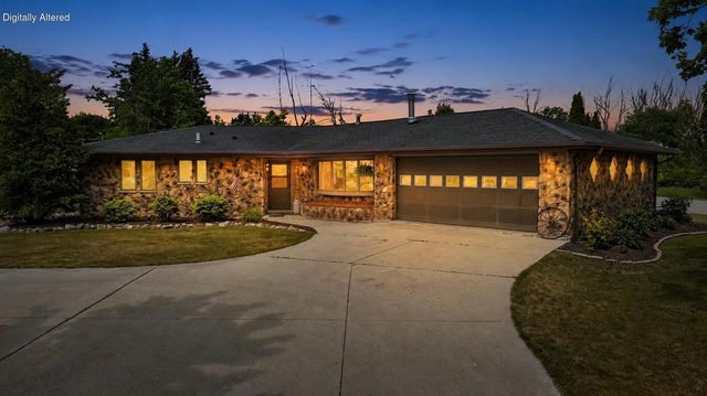 822 Woodland STREET, Plymouth, WI 53073