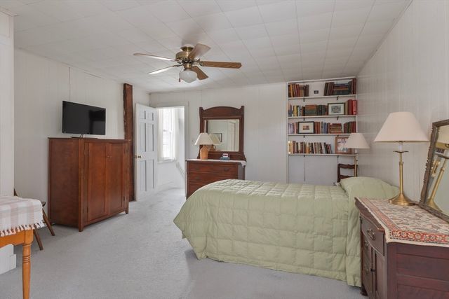 31 South St, Grafton, MA 01519