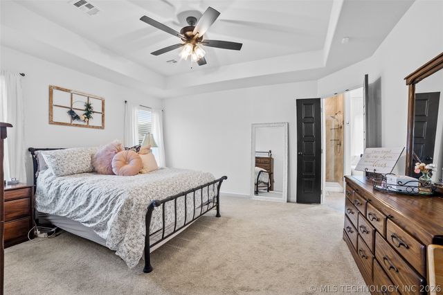 3035 N Dogwood Drive, Catoosa, OK 74015