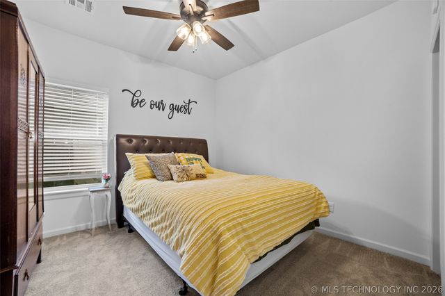 3035 N Dogwood Drive, Catoosa, OK 74015