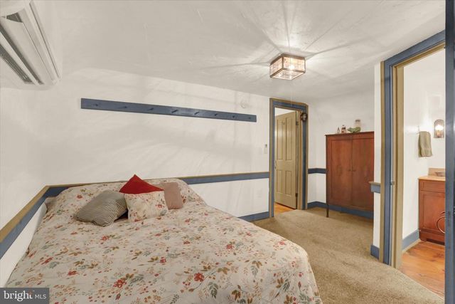 2600 S MARKET ST, Mechanicsburg, PA 17055