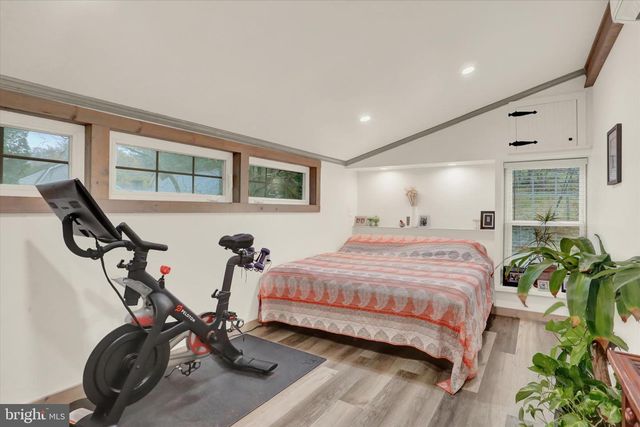 2600 S MARKET ST, Mechanicsburg, PA 17055