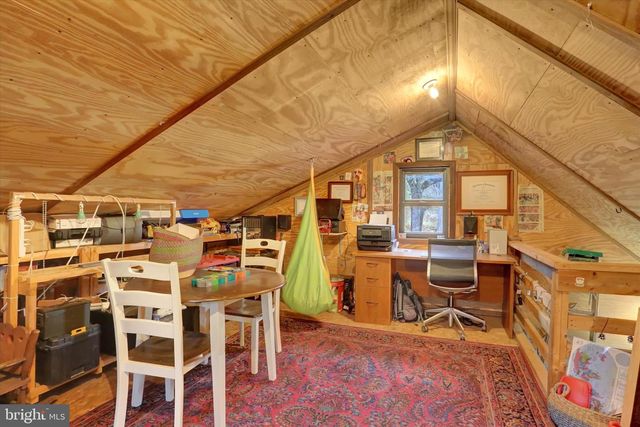 2600 S MARKET ST, Mechanicsburg, PA 17055