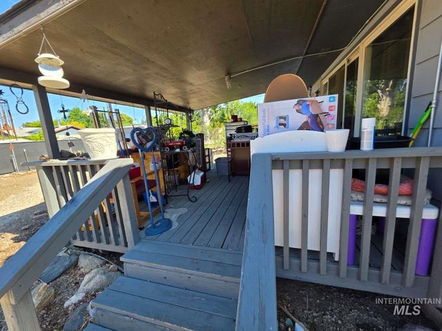 1225 Juniper St, Mountain Home, ID 83647