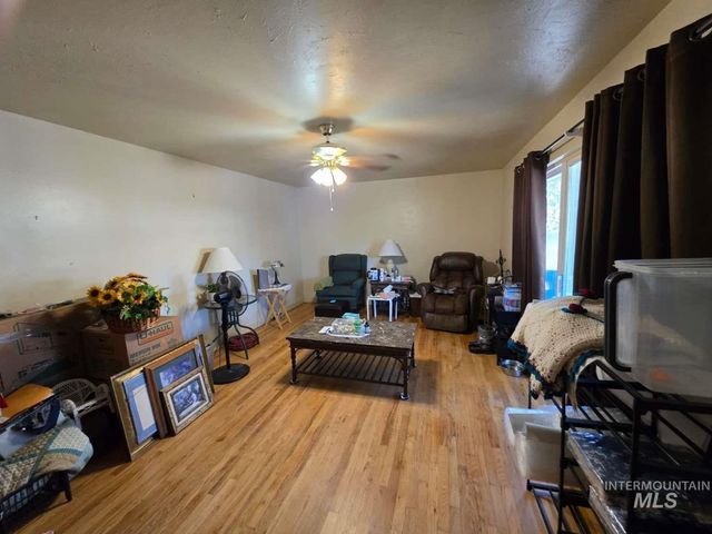 1225 Juniper St, Mountain Home, ID 83647