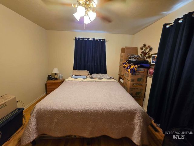 1225 Juniper St, Mountain Home, ID 83647