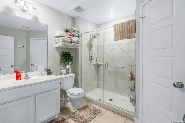 1144 AMBER LK, Seguin, TX 78155