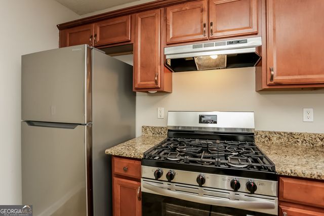 4060 Waldrop Hills Drive, Decatur, GA 30034