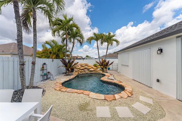 15480 SW 144th Ave, Miami, FL 33177