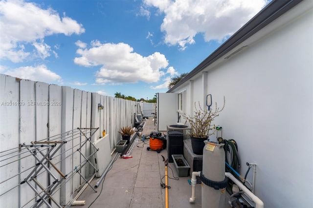 15480 SW 144th Ave, Miami, FL 33177