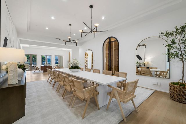 1207 Spanish River Road, Boca Raton, FL 33432
