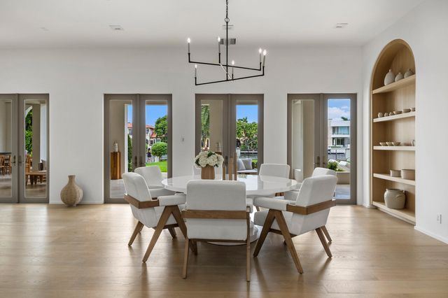 1207 Spanish River Road, Boca Raton, FL 33432