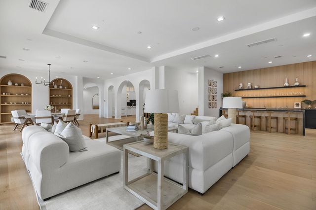 1207 Spanish River Road, Boca Raton, FL 33432