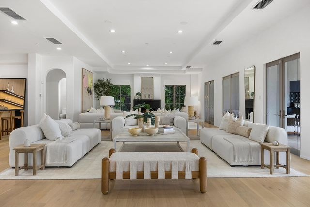 1207 Spanish River Road, Boca Raton, FL 33432