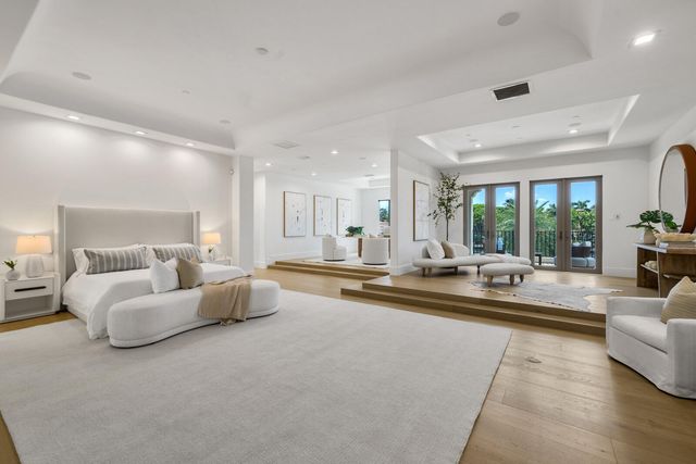 1207 Spanish River Road, Boca Raton, FL 33432