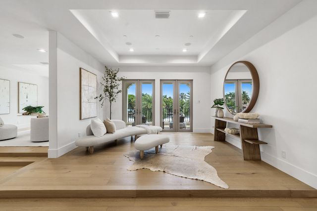 1207 Spanish River Road, Boca Raton, FL 33432