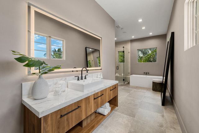 1207 Spanish River Road, Boca Raton, FL 33432