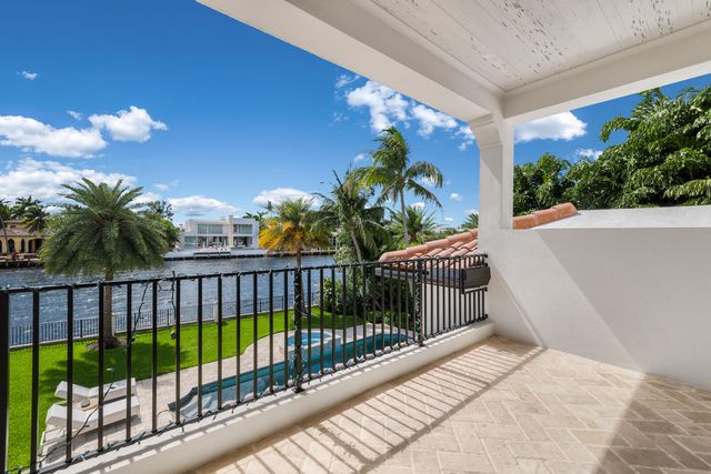 1207 Spanish River Road, Boca Raton, FL 33432