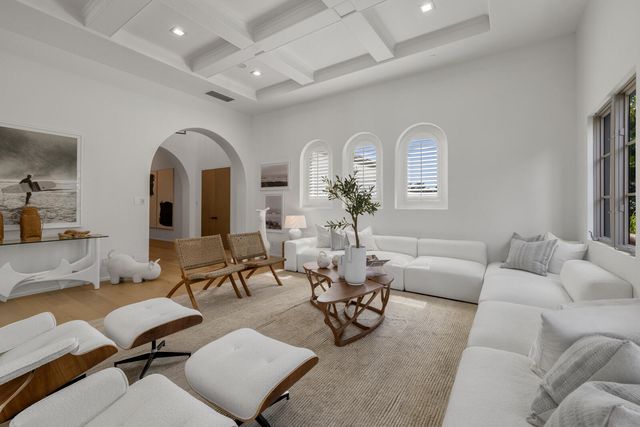 1207 Spanish River Road, Boca Raton, FL 33432