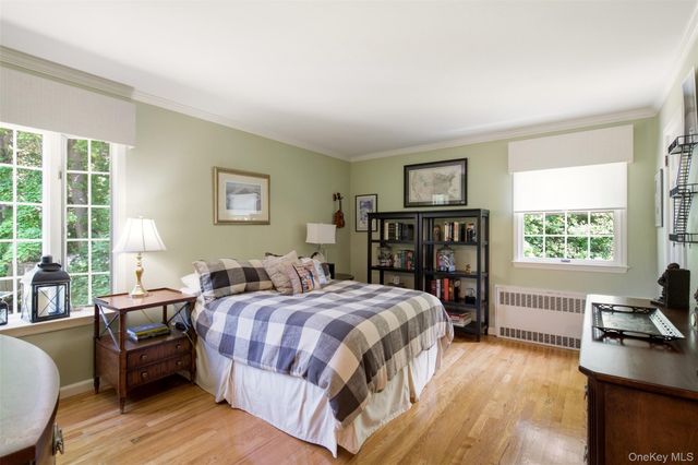 7 Private Road, Huntington, NY 11743