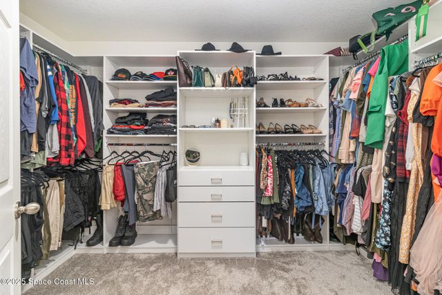 1043 Corbin Circle SW, Palm Bay, FL 32908