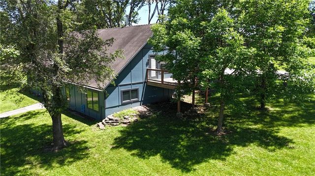 6301 E 285th Street, Freeman, MO 64746