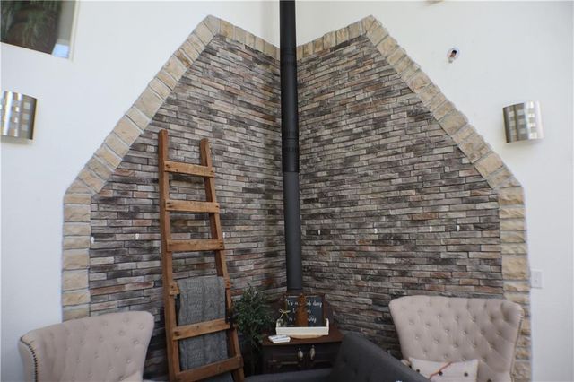 6301 E 285th Street, Freeman, MO 64746