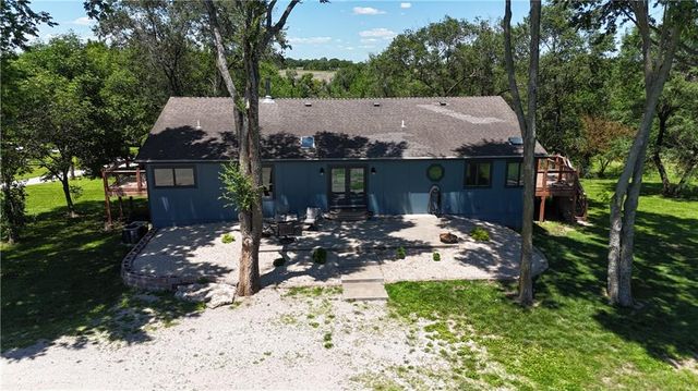 6301 E 285th Street, Freeman, MO 64746