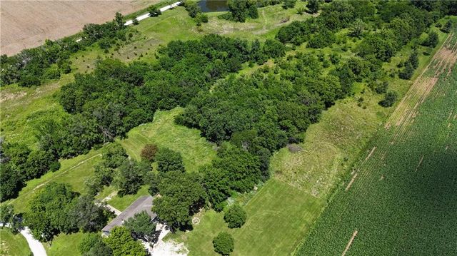 6301 E 285th Street, Freeman, MO 64746