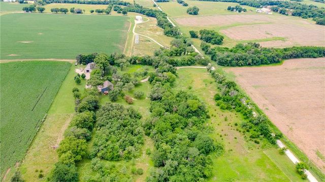 6301 E 285th Street, Freeman, MO 64746
