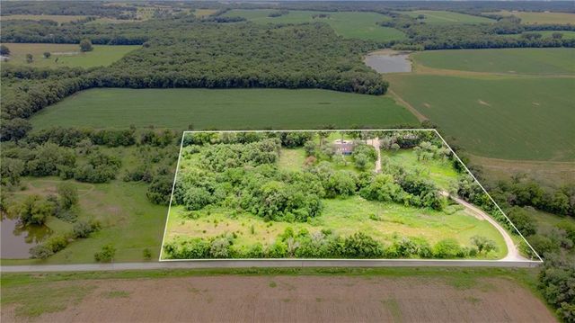6301 E 285th Street, Freeman, MO 64746