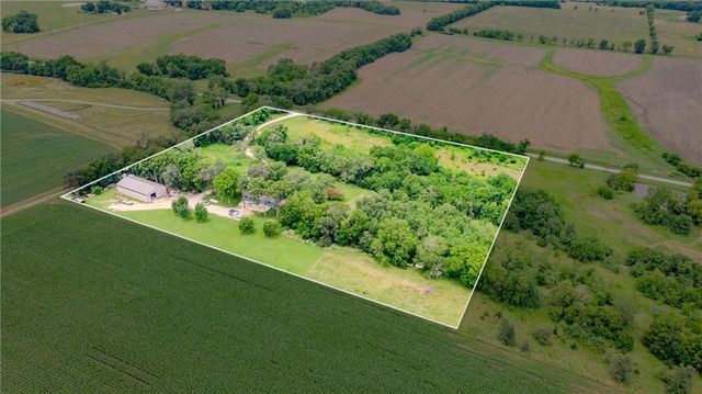 6301 E 285th Street, Freeman, MO 64746