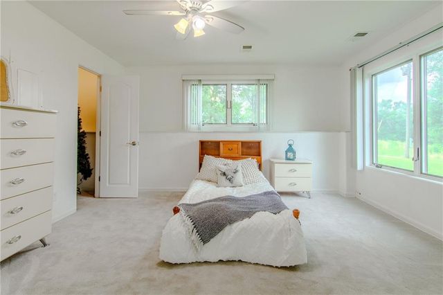 6301 E 285th Street, Freeman, MO 64746