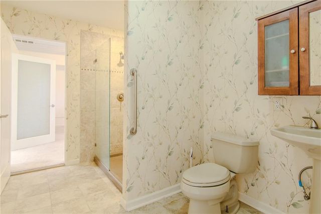 6301 E 285th Street, Freeman, MO 64746