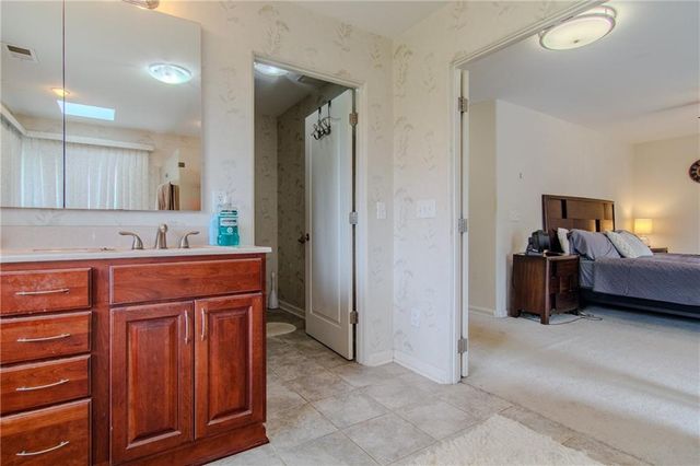 6301 E 285th Street, Freeman, MO 64746