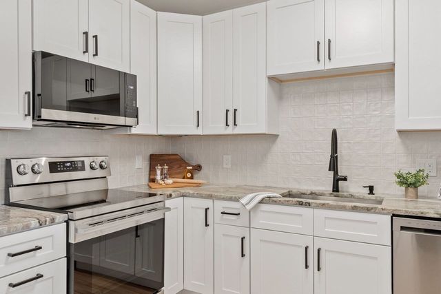 4 Harvest Drive 225, North Andover, MA 01845