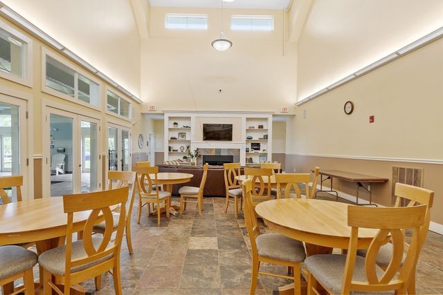 4 Harvest Drive 225, North Andover, MA 01845