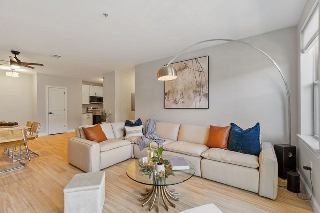 4 Harvest Drive 225, North Andover, MA 01845