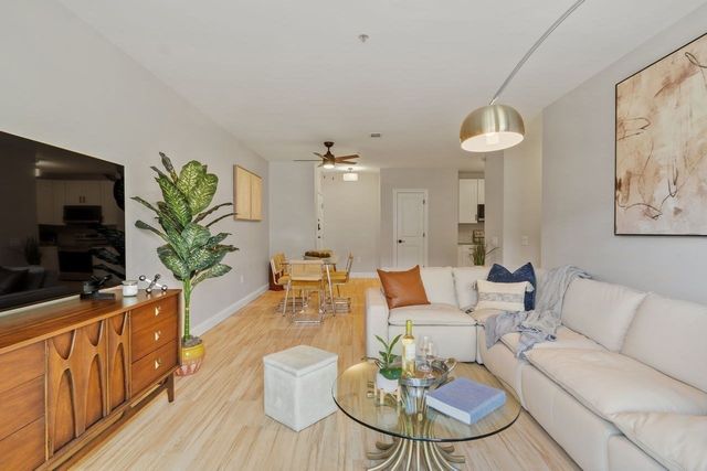 4 Harvest Drive 225, North Andover, MA 01845