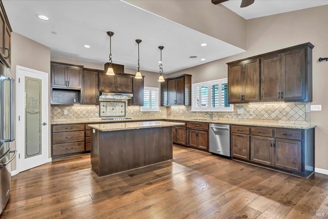 15384 Summit Blvd, Cobb, CA 95426