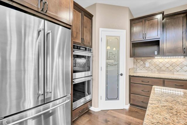 15384 Summit Blvd, Cobb, CA 95426