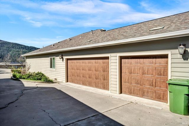 15384 Summit Blvd, Cobb, CA 95426