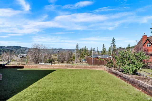 15384 Summit Blvd, Cobb, CA 95426