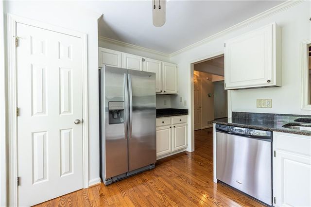 37 Sycamore Station, Decatur, GA 30030
