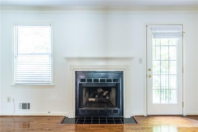 37 Sycamore Station, Decatur, GA 30030