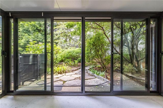 37 Sycamore Station, Decatur, GA 30030