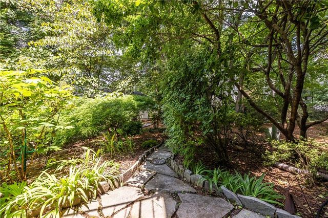 37 Sycamore Station, Decatur, GA 30030